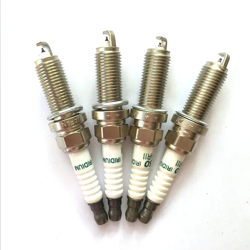 Spark Plug 90919-01275 SC16HR11 for TOYOTA